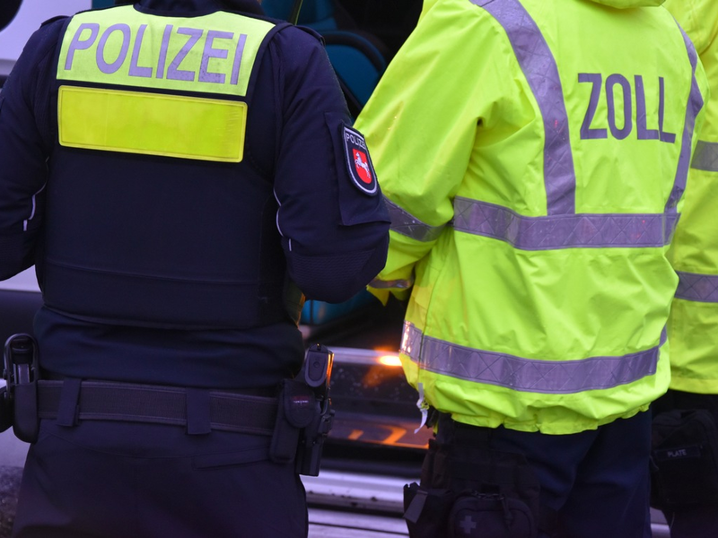 HZA-H: Gemeinsame Pressemitteilung der Staatsanwaltschaft Hannover, der Polizeidirektion Hannover und des Hauptzollamts Hannover - Verdacht auf Schwarzarbeit und Betäubungsmittelhandel - Foto: presseportal.de
