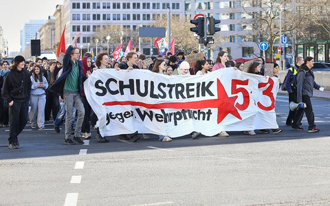 Schüler-Demo gegen Wehrdienstpläne am 05.03.2026 - Foto: via dts Nachrichtenagentur