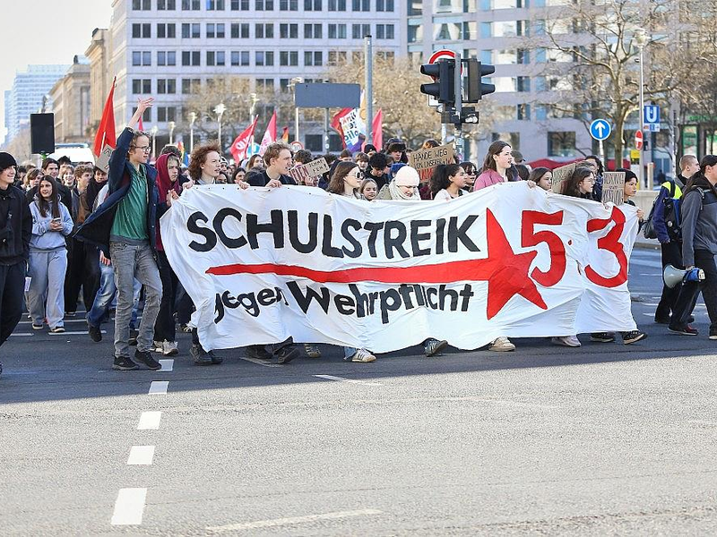 Schüler-Demo gegen Wehrdienstpläne am 05.03.2026 - Foto: via dts Nachrichtenagentur