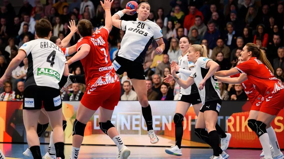 ProSiebenSat.1 startet Weltmeisterinnen-Kampagne. Deutsche Handball-Nationalmannschaft der Frauen am Sonntag, 8. März, live auf ProSieben MAXX - Bild: presseportal.de