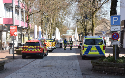 Der Bereich bleibt zunächst abgesperrt. - Foto: Jörn Fries/dpa