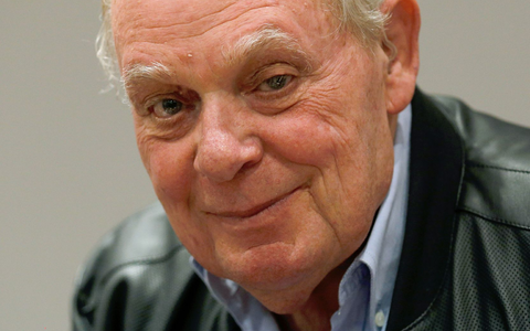 Er arbeitete vor allem mit Kugelschreiber. (Archivbild) - Foto: Jose Manuel Ribeiro/AFP/dpa