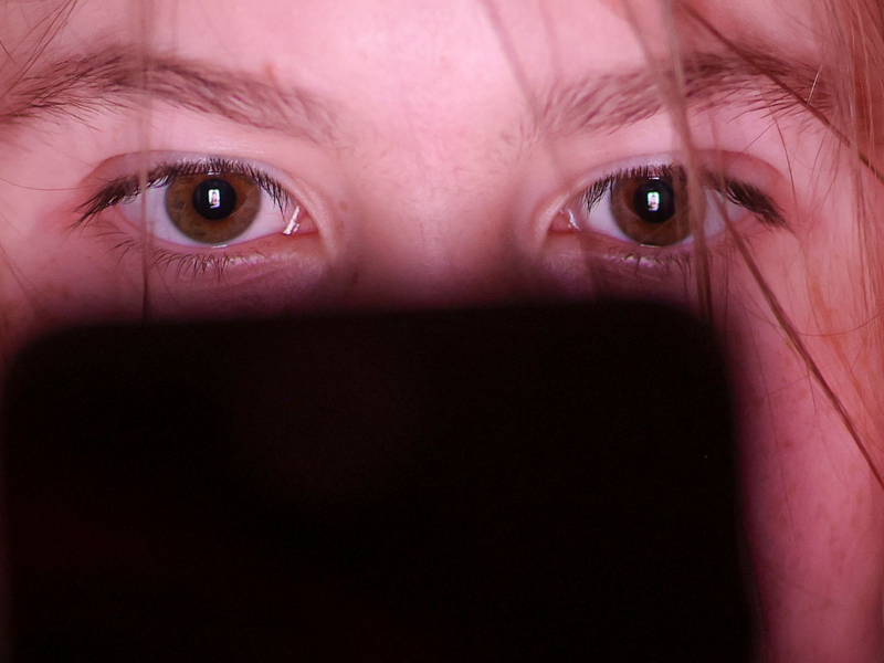 Die Vorstöße von SPD und CDU sehen vor, dass Kinder erst ab 14 Jahren auf Online-Plattformen wie Tiktok und Co. dürfen sollen. (Symbolbild) - Foto: Jan Woitas/dpa