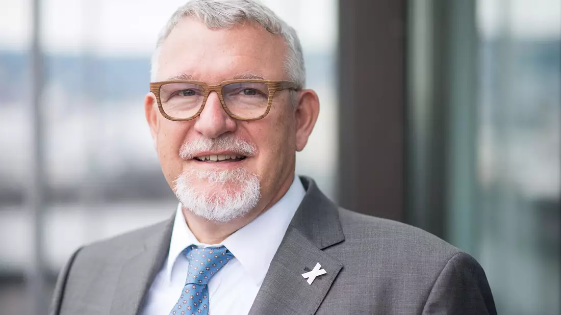 Jörg Fegert leitet die EU-Expertengruppe zusammen mit einer französischen Kollegin. (Archivbild)  - Bild: Sebastian Gollnow/dpa