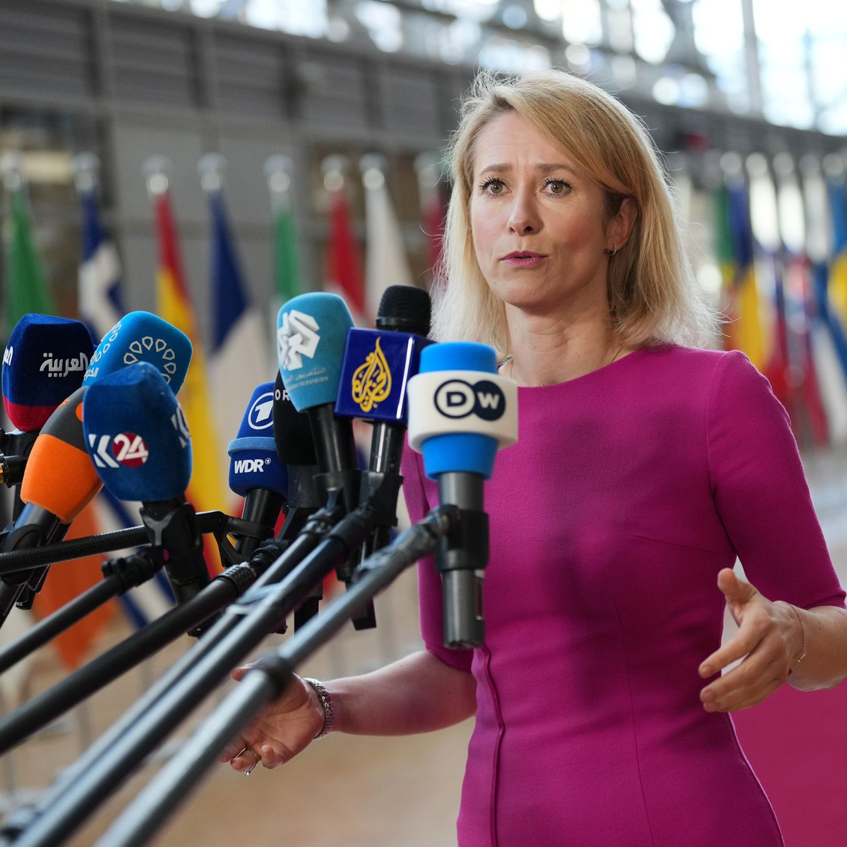Aus Sicher der EU-Außenbeauftragten Kaja Kallas will der Iran den Konflikt ausweiten und Chaos verbreiten. - Foto: Virginia Mayo/AP/dpa