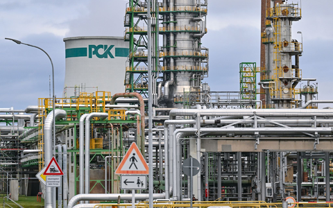 Die deutsche Rosneft-Tochter ist von den US-Ölsanktionen ausgenommen worden. (Archivbild) - Foto: Patrick Pleul/dpa