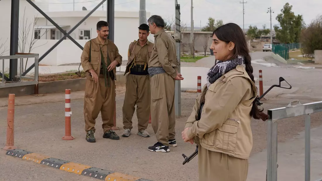 Könnten kurdische Kräfte tatsächlich eine Bodenoffensive im Iran anführen? (Archivbild) - Bild: Rashid Yahya/AP/dpa