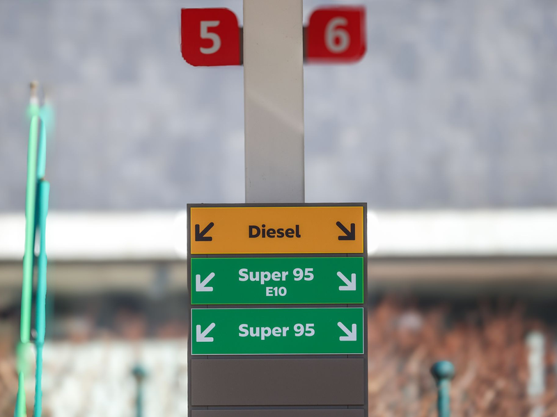 Eine Tankstelle in Nordrhein-Westfalen. (Archiv) - Foto: Christoph Reichwein/dpa