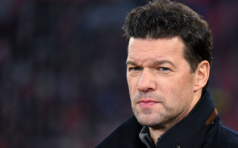 Ballack spricht über die Trauer nach dem Tod seines Sohnes. - Foto: Sven Hoppe/dpa