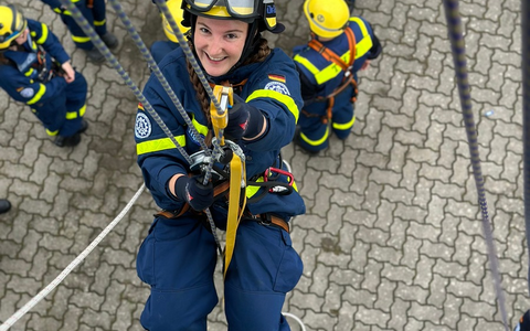 THW LVBEBBST: Weltfrauentag: Stetig steigender Frauenanteil beim THW in Berlin, Brandenburg und Sachsen-Anhalt - Foto: presseportal.de THW LVBEBBST: Weltfrauentag: Stetig steigender Frauenanteil beim THW in Berlin, Brandenburg und Sachsen-Anhalt - Foto: presseportal.de