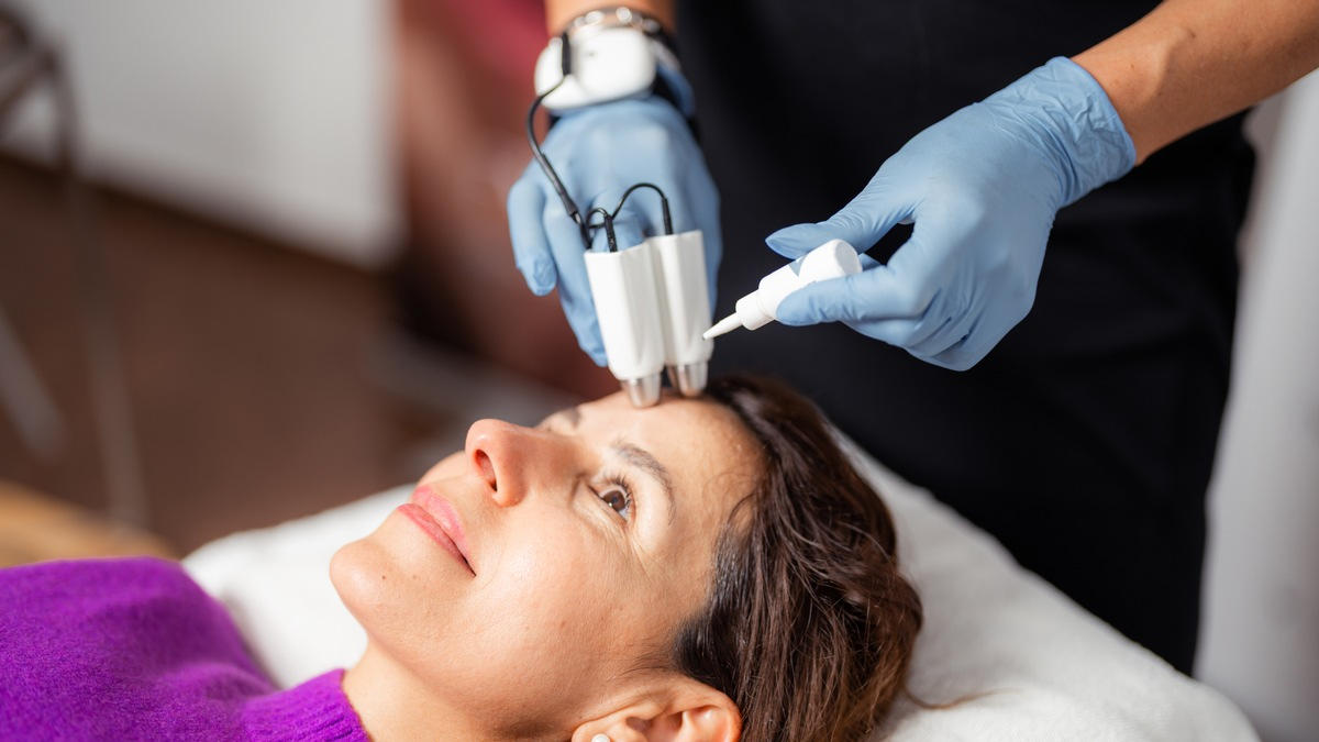 FUTURACONTOUR®: Qualität, Sicherheit und zertifizierte Schulungen für professionelle Kosmetikstudios - Foto: presseportal.de