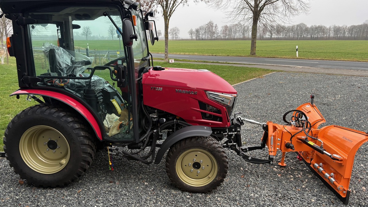 POL-H: Springe: Traktor vom Firmengelände gestohlen - Polizei sucht Zeugen - Foto: presseportal.de