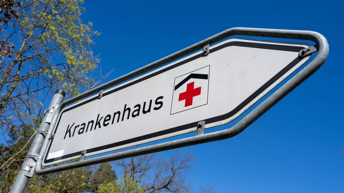 Die Krankenhausreform wird an mehreren Stellen geändert. (Archivbild)  - Bild: Soeren Stache/dpa