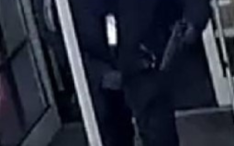 POL-EL: Meppen - Öffentlichkeitsfahndung nach Überfall auf Kiosk - Polizei bittet um Hinweise - Foto: presseportal.de