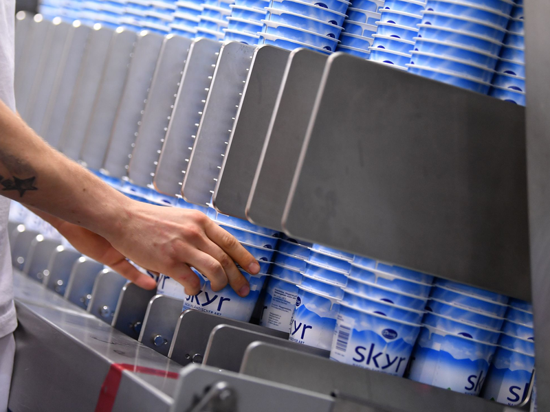 Skyr ist vom Geschmack her ähnlich wie Joghurt und Quark. - Foto: Martin Schutt/zb/dpa