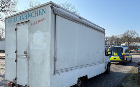 POL-OLD: Viele Verstöße bei Kontrolle von Tier- und Lebensmitteltransporten auf der A1 bei Wildeshausen festgestellt +++ Gravierende Mängel bei einem Hähnchengrillwagen +++ - Foto: presseportal.de