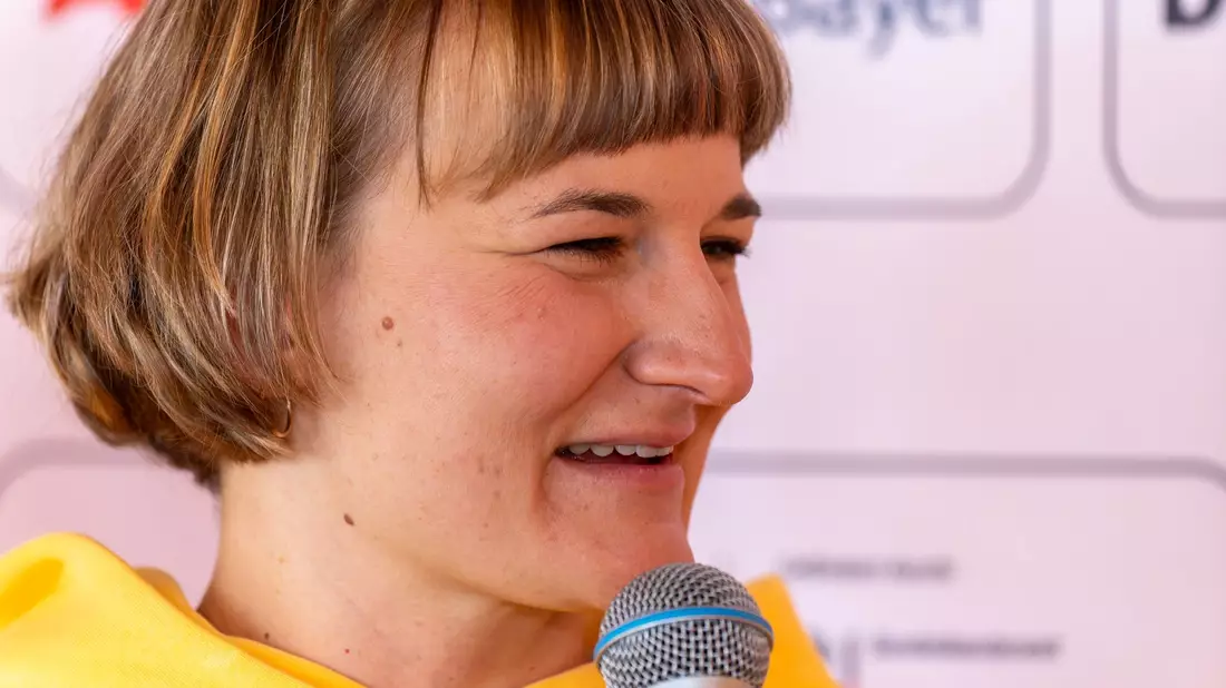 Voller Vorfreude: Anna-Lena Forster. - Bild: Philipp von Ditfurth/dpa