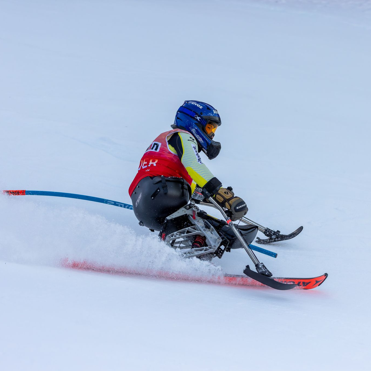 Action mit dem Monoski: Anna-Lena Forster. (Archivbild) - Foto: Philipp von Ditfurth/dpa
