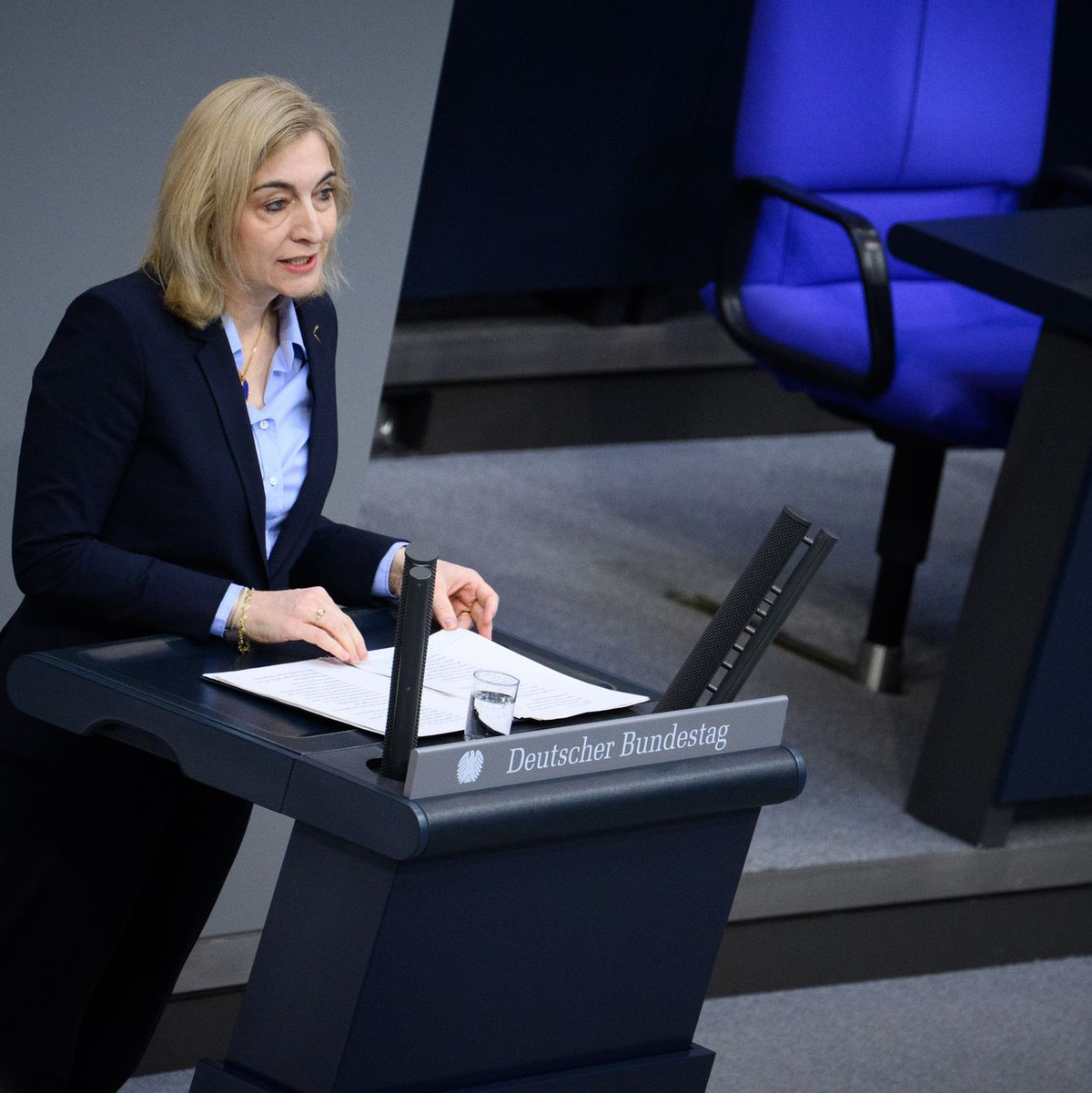 Das Gesetz von Gesundheitsministerin Nina Warken soll eine flexiblere Umsetzung vor Ort ermöglichen.  - Foto: Bernd von Jutrczenka/dpa