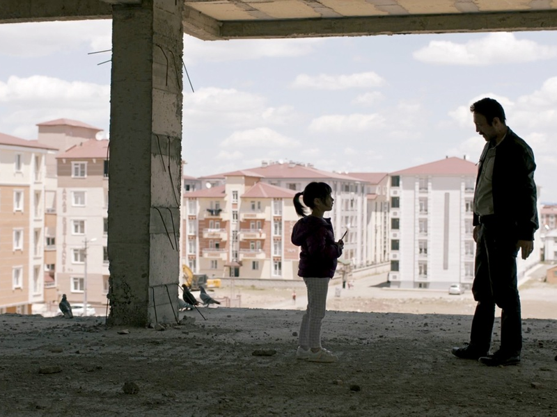 ARD-Premiere für preisgekrönten WDR/ARTE-Film „Im toten Winkel“ von Ayse Polat - Foto: presseportal.de