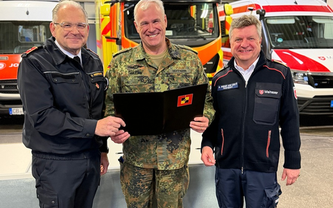 Johanniter und Bundeswehr vereinbaren Privilegierte Partnerschaft / Johanniter-Unfall-Hilfe unterzeichnet Absichtserklärung mit dem Zentralen Sanitätsdienst der Bundeswehr - Foto: presseportal.de