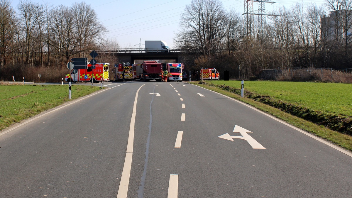POL-MI: Tödlich verletzter Fahrradfahrer identifiziert - Polizei sucht nach Unfallzeugen - Foto: presseportal.de
