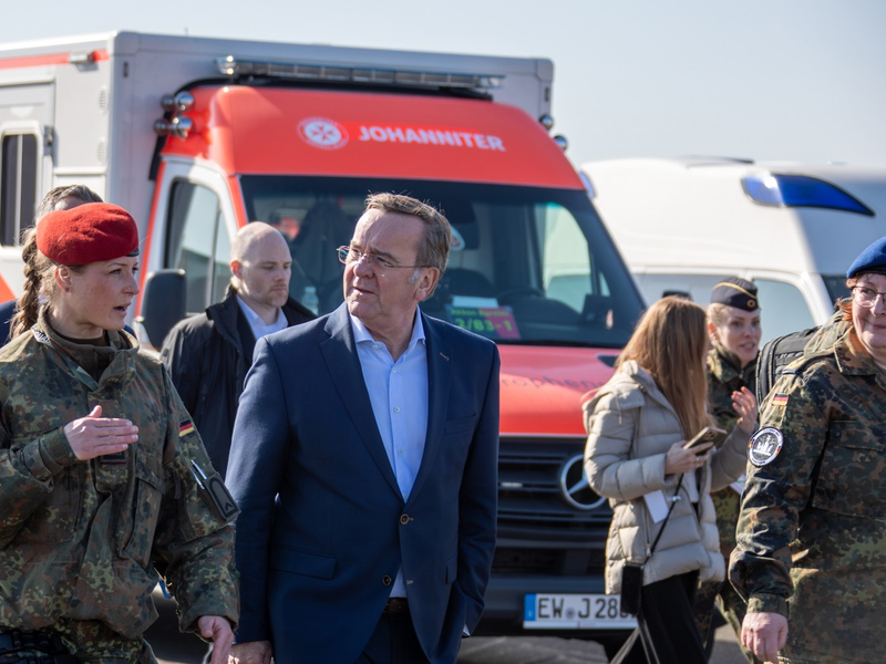 Übung Medic Quadriga 2026: Minister informiert sich am Hub Berlin über zivil-militärische Rettungskette - Foto: presseportal.de