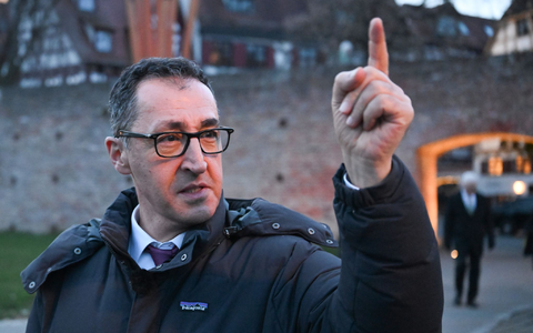 Schafft er es, die Grünen an der Macht zu halten? - Foto: Bernd Weißbrod/dpa