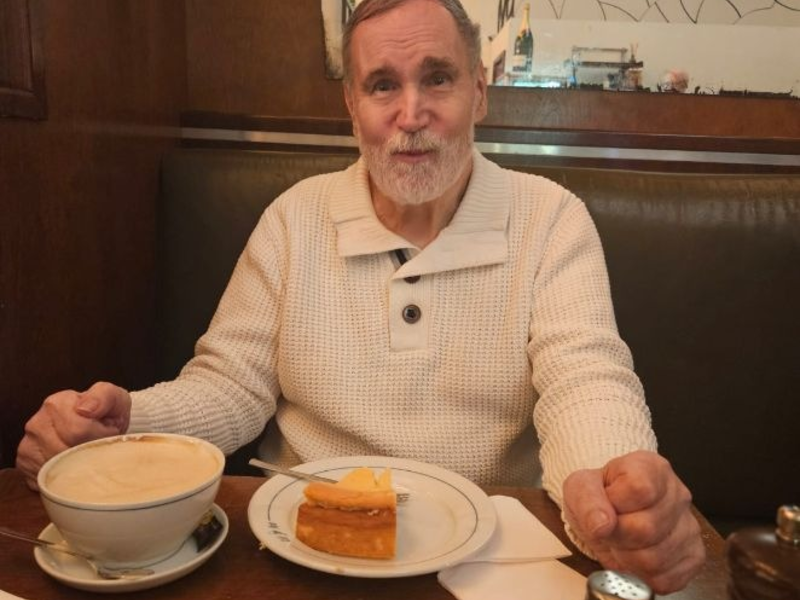 POL-HL: Kreis Stormarn-Oststeinbek / Hamburg 73-jähriger Mann vermisst - Polizei bittet um Mithilfe bei der Suche - Foto: presseportal.de