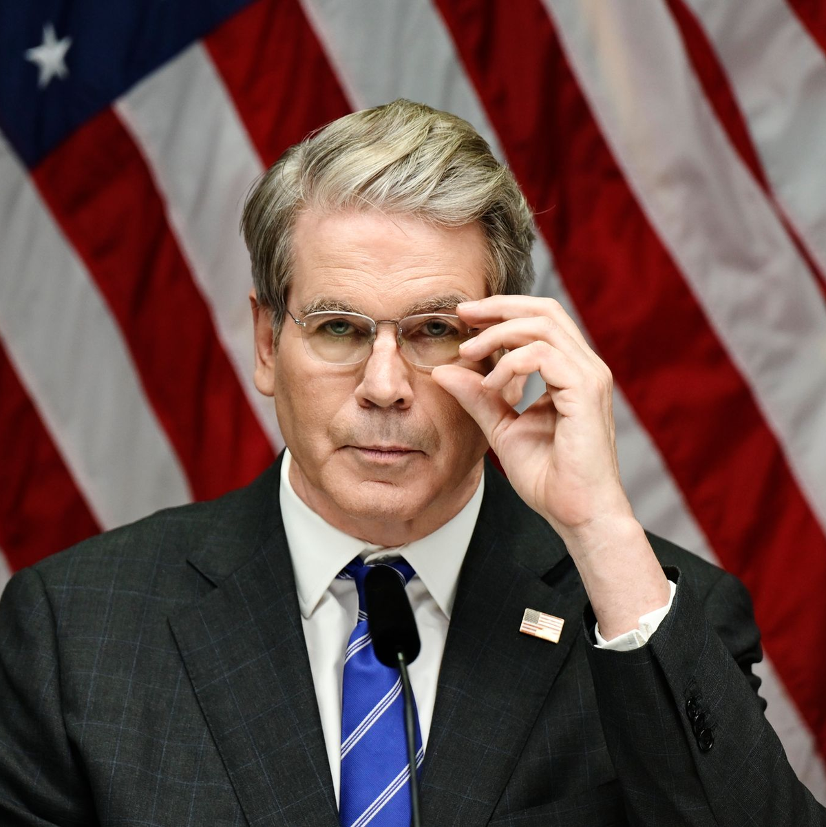 US-Finanzminister Bessent hat die Möglichkeit einer weiteren Lockerung der Sanktionen auf russisches Öl ins Spiel gebracht. (Archivbild) - Foto: Magnus Lejhall/TT News Agency/AP/dpa