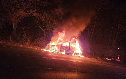 FW-Schermbeck: Nächtlicher PKW-Brand - Foto: presseportal.de