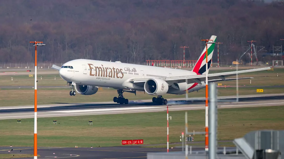 Der Flugverkehr in der Golfregion ist weiterhin gestört - Bild: Christoph Reichwein/dpa