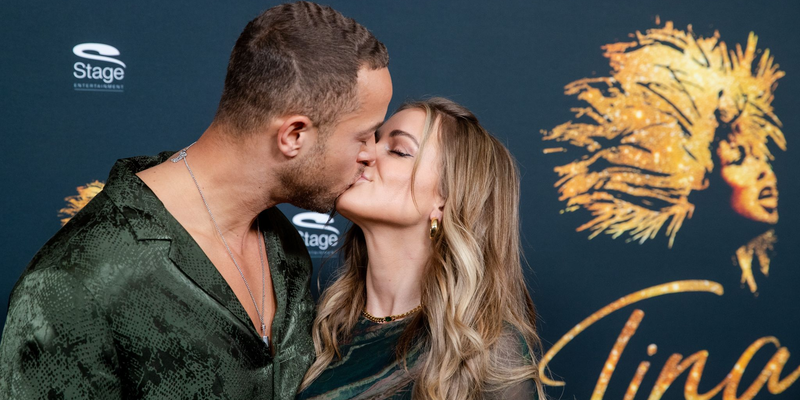 Andrej Mangold und seine Verlobte Annika Jung erwarten ihr erstes Kind. (Archivbild) - Foto: Christoph Schmidt/dpa