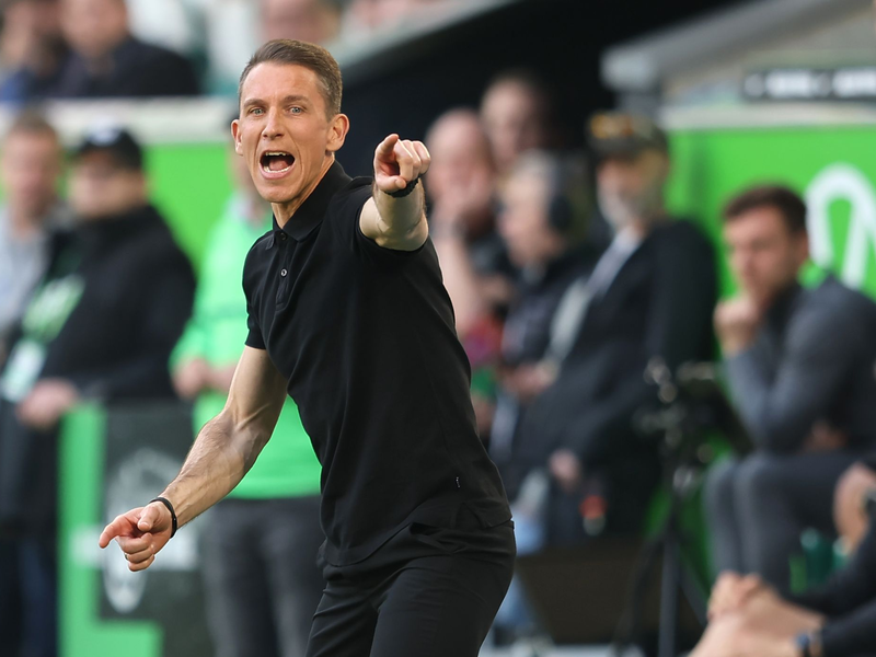 Die Tage von Daniel Bauer beim VfL Wolfsburg scheinen gezählt. - Foto: Andreas Gora/dpa