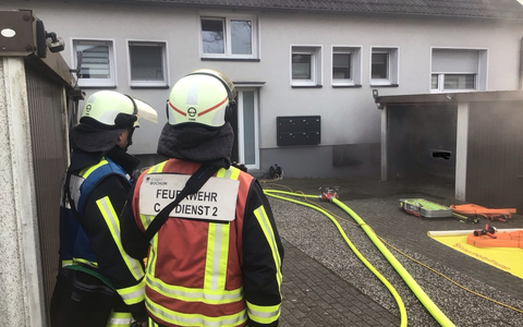 FW-BO: Kellerbrand in einem Mehrfamilienhaus in Weitmar - keine Verletzten - Foto: presseportal.de