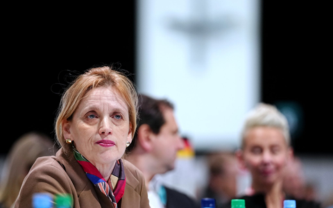 Bundesfrauenministerin Karin Prien hält vor allem wirtschaftliche Unabhängigkeit für wichtig. (Archivbild)  - Foto: Kay Nietfeld/dpa