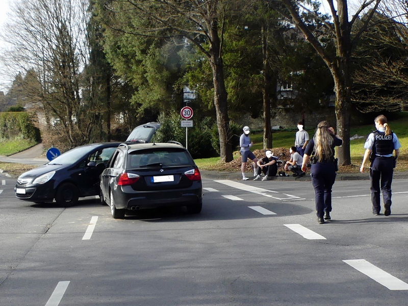 POL-GM: Unfall beim Abbiegen - Foto: presseportal.de