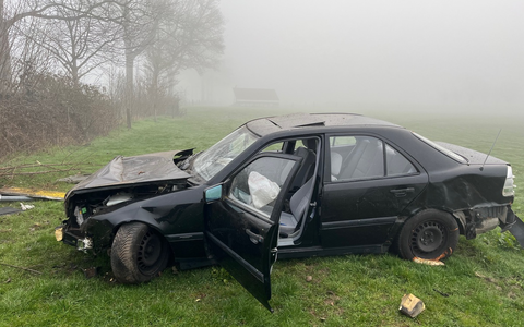 POL-WES: Kamp-Lintfort, Verkehrsunfallflucht zieht umfangreiche Suchmaßnahmen nach sich, - Zeugensuche - - Foto: presseportal.de