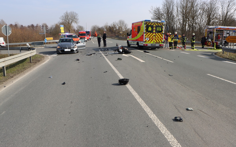 POL-HX: 2 Motorradfahrer bei Verkehrsunfall verstorben - Foto: presseportal.de