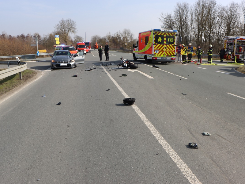 POL-HX: 2 Motorradfahrer bei Verkehrsunfall verstorben - Foto: presseportal.de