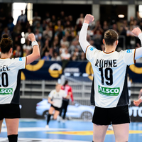 Die deutschen Handballerinnen haben mit einem Sieg gegen Slowenien vorzeitig das EM-Ticket gelöst. - Foto: Marco Wolf/dpa