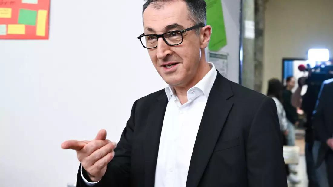 Die Grünen von Spitzenkandidat Cem Özdemir liegen knapp vor der CDU. - Bild: Bernd Weißbrod/dpa