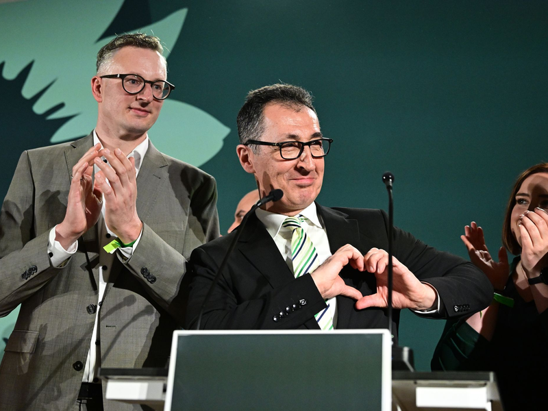Grünen-Kandidat Özdemir bot noch am Wahlabend der CDU eine erneute Zusammenarbeit an. - Foto: Bernd Weißbrod/dpa