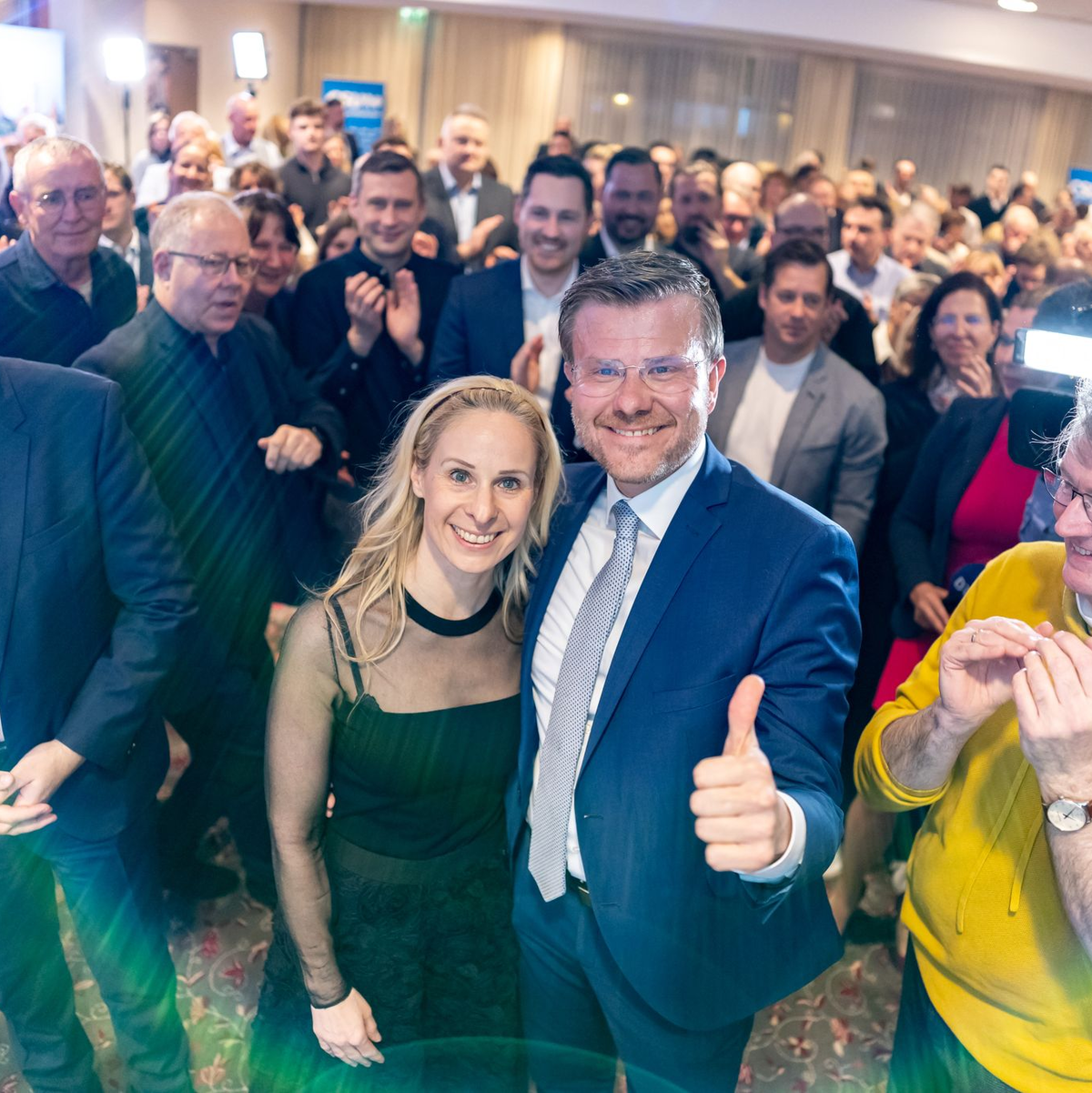 In Bayerns zweitgrößter Stadt Nürnberg kommt es zur Stichwahl, in die Amtsinhaber Marcus König (CSU) einzieht.  - Foto: Daniel Karmann/dpa