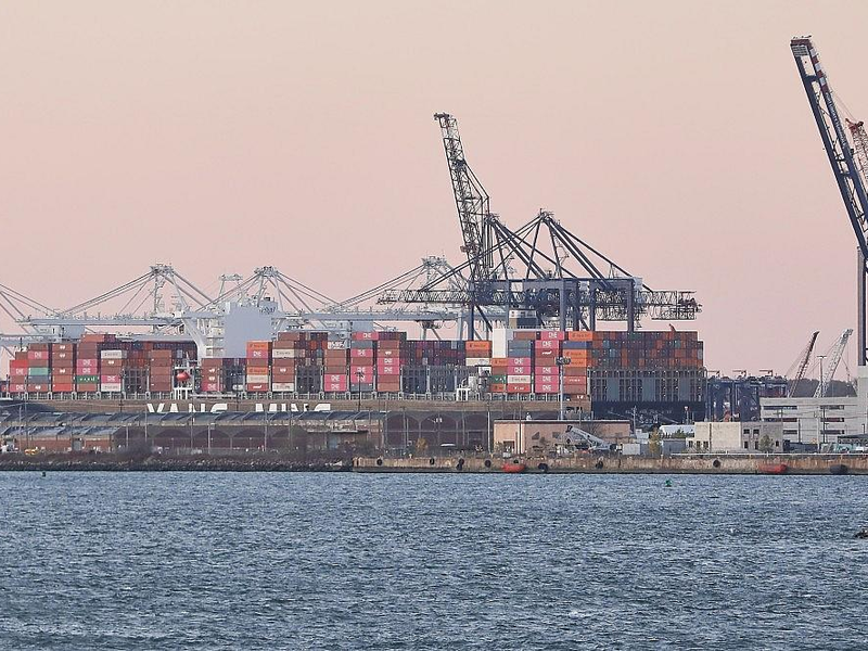 Industrieanlagen (Archiv) - Foto: via dts Nachrichtenagentur