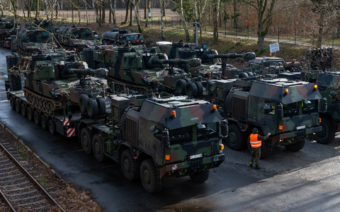 Die europäischen Staaten rüsten auf und üben für den Ernstfall.  - Foto: Philipp Schulze/dpa