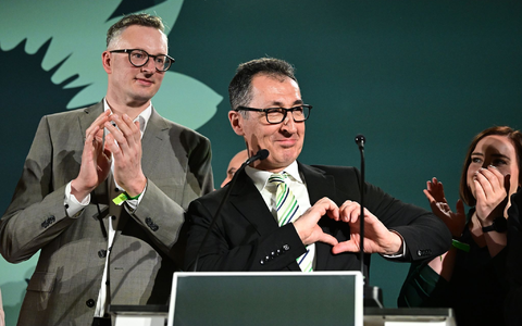 Die Grünen sind mit Spitzenkandidat Cem Özdemir Wahlsieger. - Foto: Bernd Weißbrod/dpa