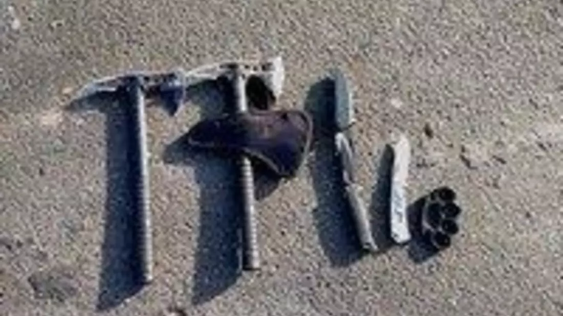 BPOL NRW: Axt griffbereit auf dem Beifahrersitz - Bundespolizei stoppt Fahrer auf der BAB 44 - Bild: presseportal.de