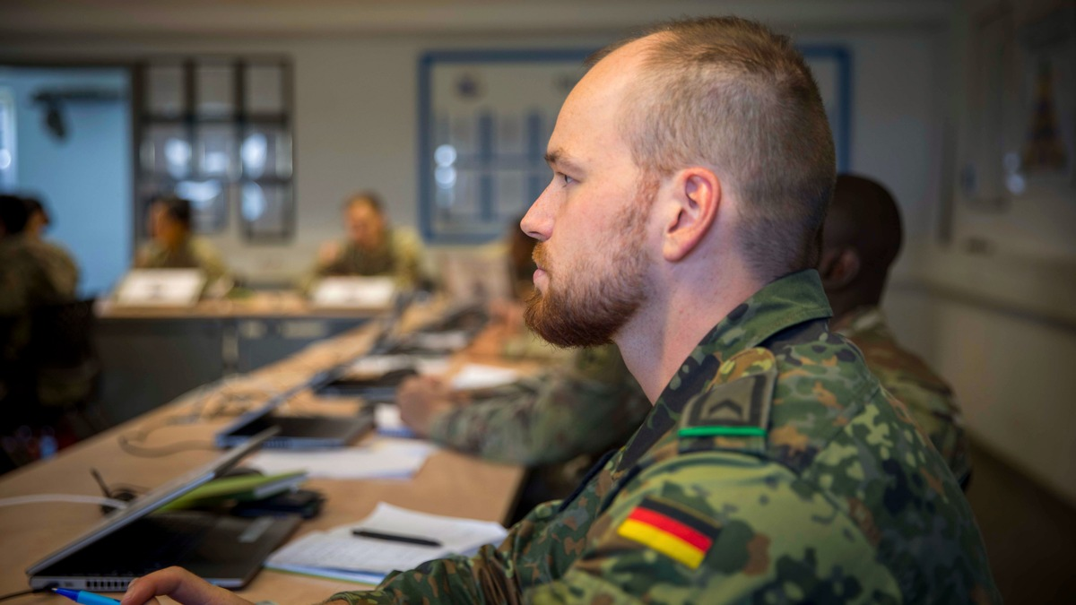 Umfassende Unterstützung für Soldaten: Wie der Soldatenhilfe e.V. Ihnen in allen Lebensbereichen unter die Arme greift – diskret und unkompliziert - Foto: presseportal.de