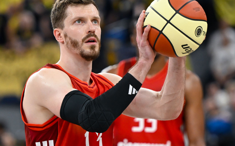 Bleibt bei den Bayern-Basketballern: Welt- und Europameister Andreas Obst. (Archivbild) - Foto: Sven Hoppe/dpa